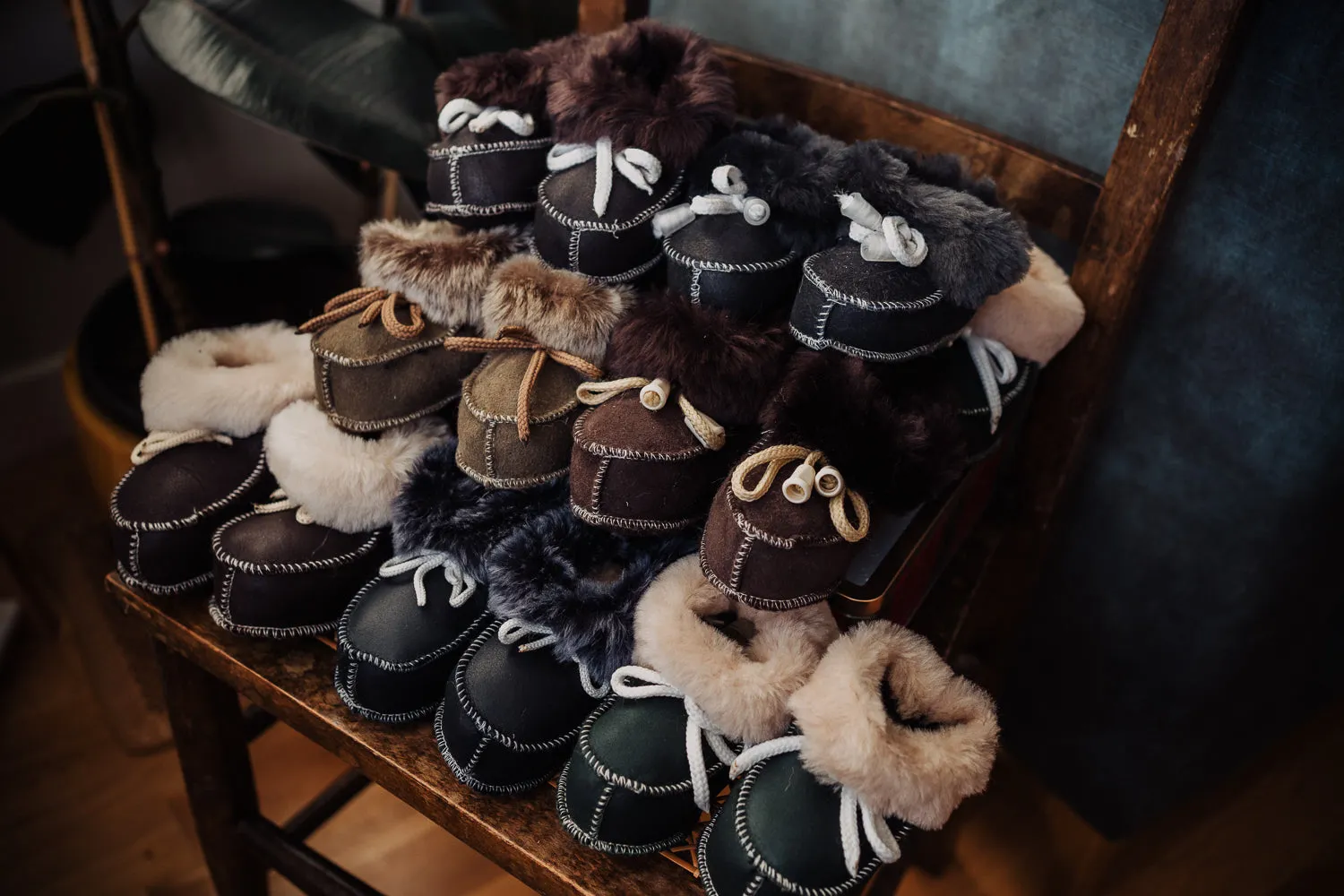 'LUCKY DIP' Dark Brown Baby Sheepskin Booties