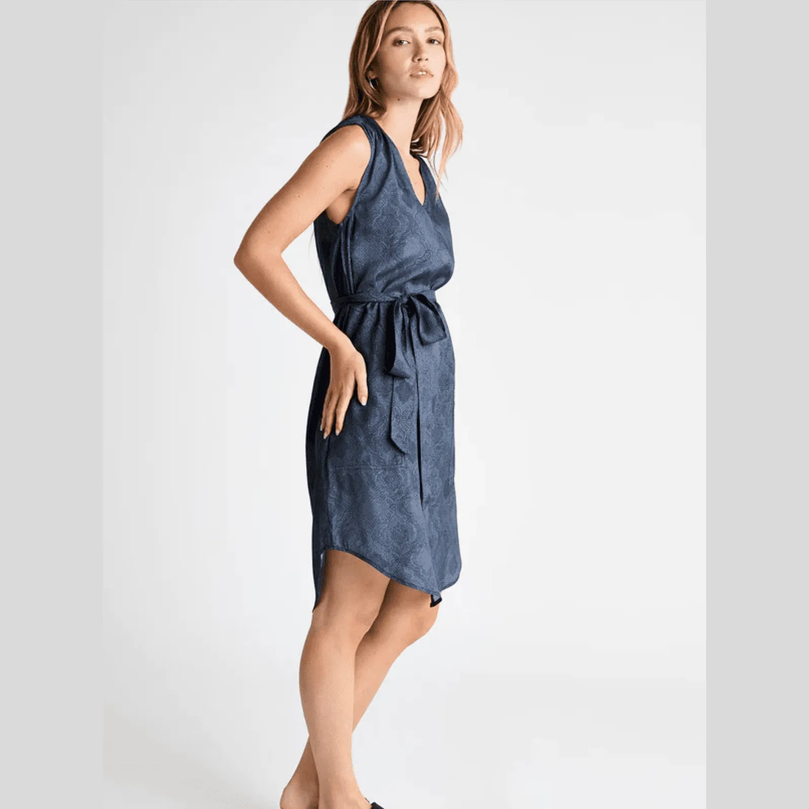 Splendid  Ashley V Neck Dress in Navy Breezeway